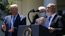 Vakcína mobilizuje USA. Ako vývoj atómovej bomby