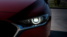 Mazda 3 Sedan Skyactiv-X - test 2020