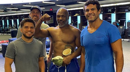 Neuveríte, aké mená ma oslovili, nadchýna sa Tyson. Je medzi nimi Holyfield?