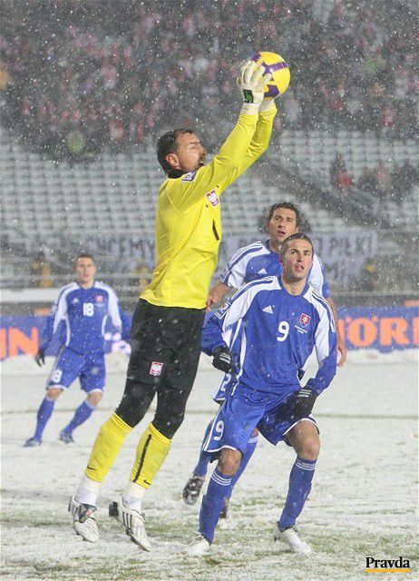 Jerzy Dudek počas zápasu Poľsko - Slovensko v...