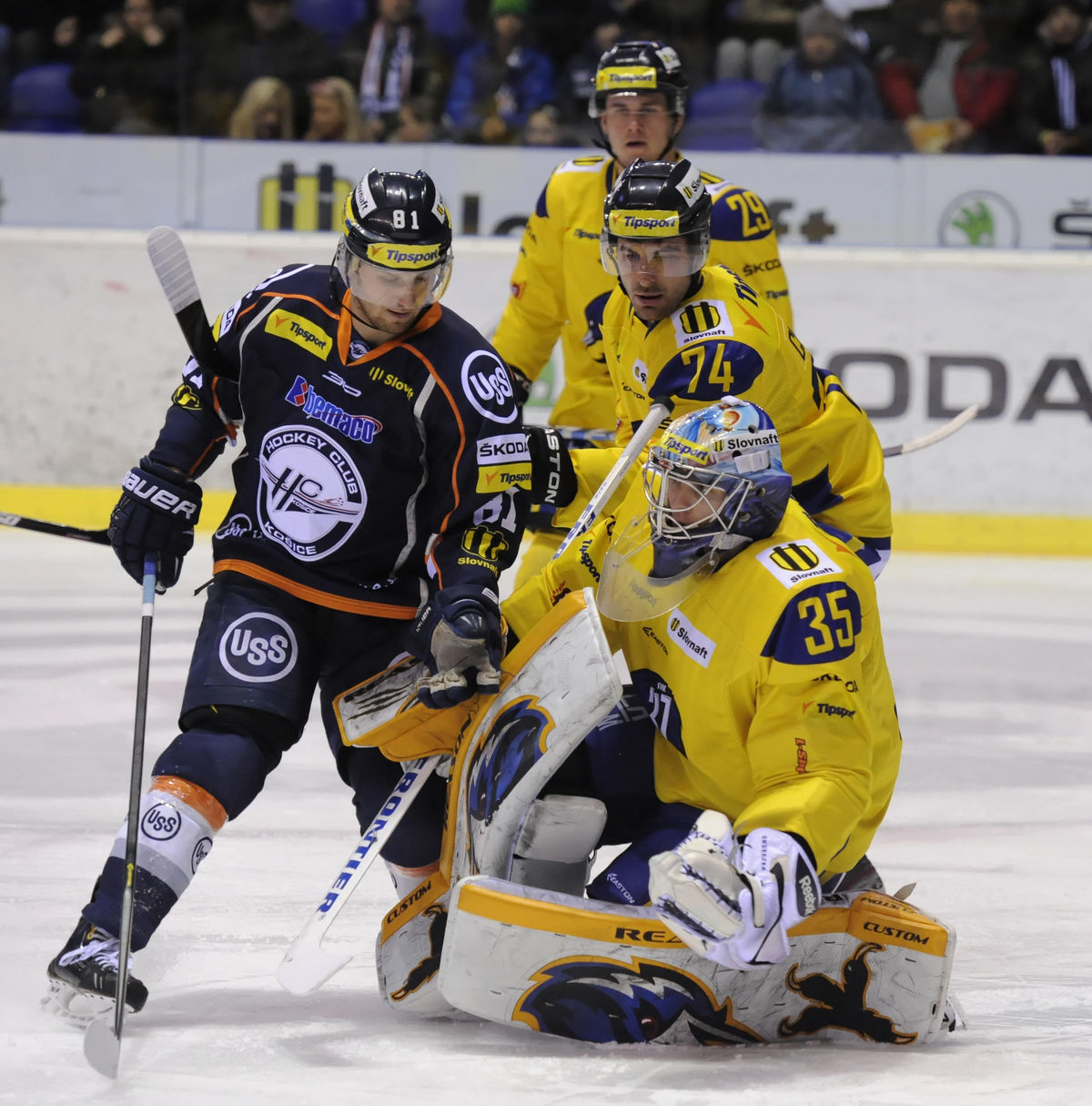 Jozef Ondrejka v bránke Piešťan v januári 2012.
