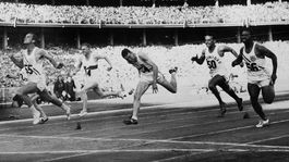 Na jednej olympiáde si vybojoval tri zlaté medaily. Zomrel slávny šprintér