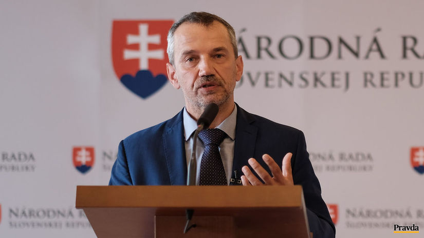 Na snímke Europoslanec Robert Hajšel.