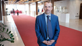 Hajšel: Treba zaviesť karbonizačné clo, aby naši výrobcovia boli konkurencieschopní