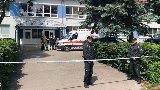 Po útoku na škole vo Vrútkach ostali 2 mŕtvi a 5 zranených