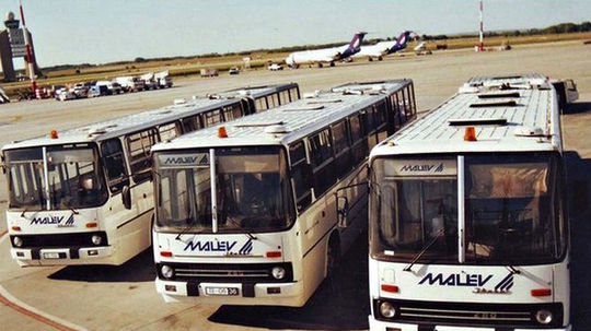 Ikarus 280 - história