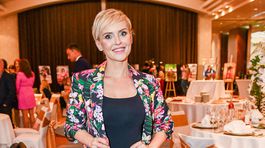 Magálová v športovom a Kvetka Horváthová... odhalila nohy v krátkych šortkách!