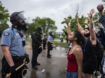 USA Minneapolis polícia zabitie černoch protesty