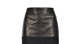 Čiastočne kožená sukňa so strapcami Pinko. predáva sa za 217 eur. 