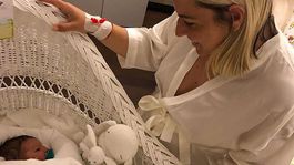 Slová sú zbytočné, čerstvá mama Cibulková žiari šťastím. Pozrite sa!