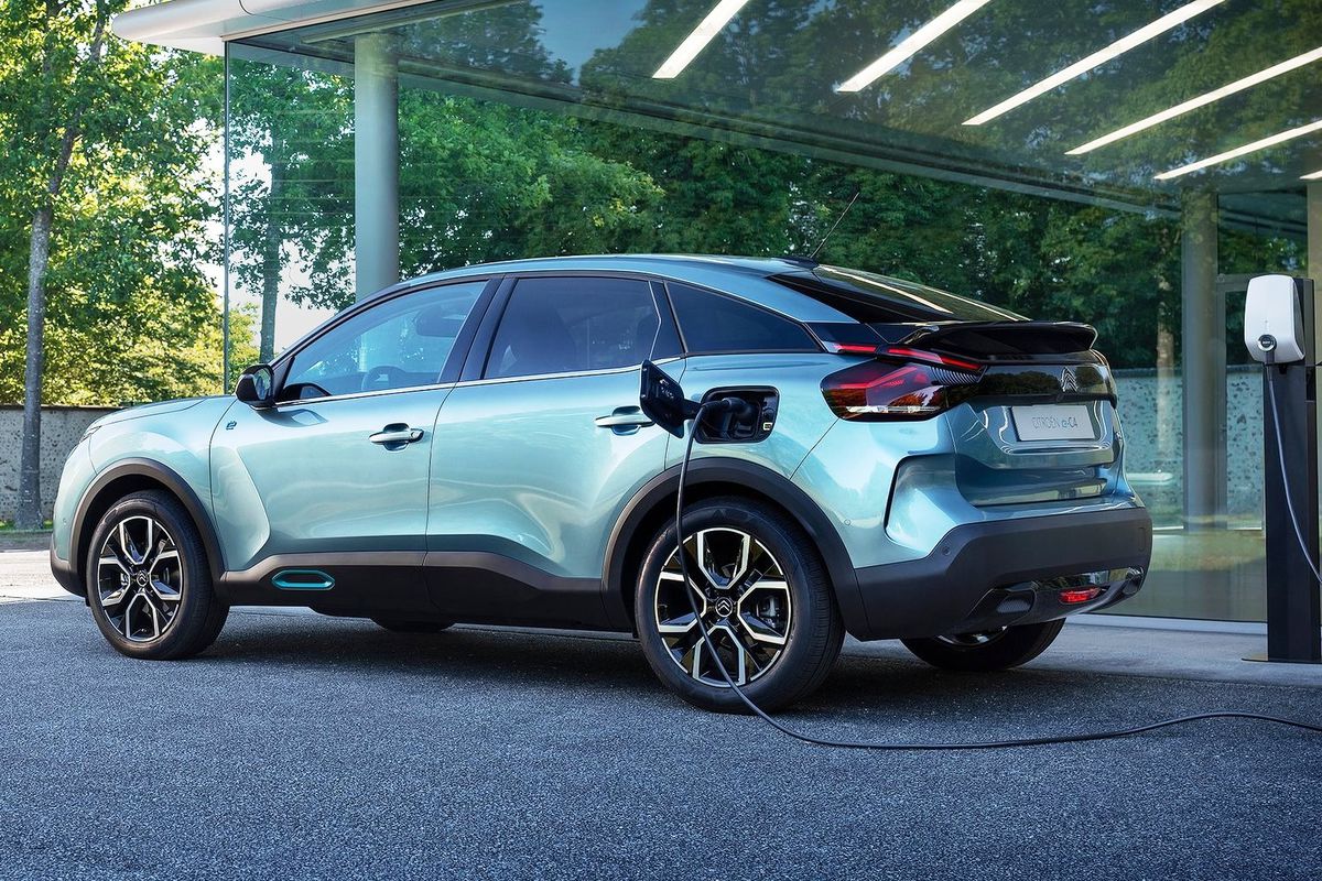 Slovom do bitky je tento elektrický Citroën...
