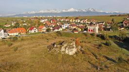 Výstavba v Hozelci sa nepáči ani Gánovciam