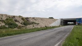 Poškodený násyp na diaľnici D4 podrobia ďalším skúškam