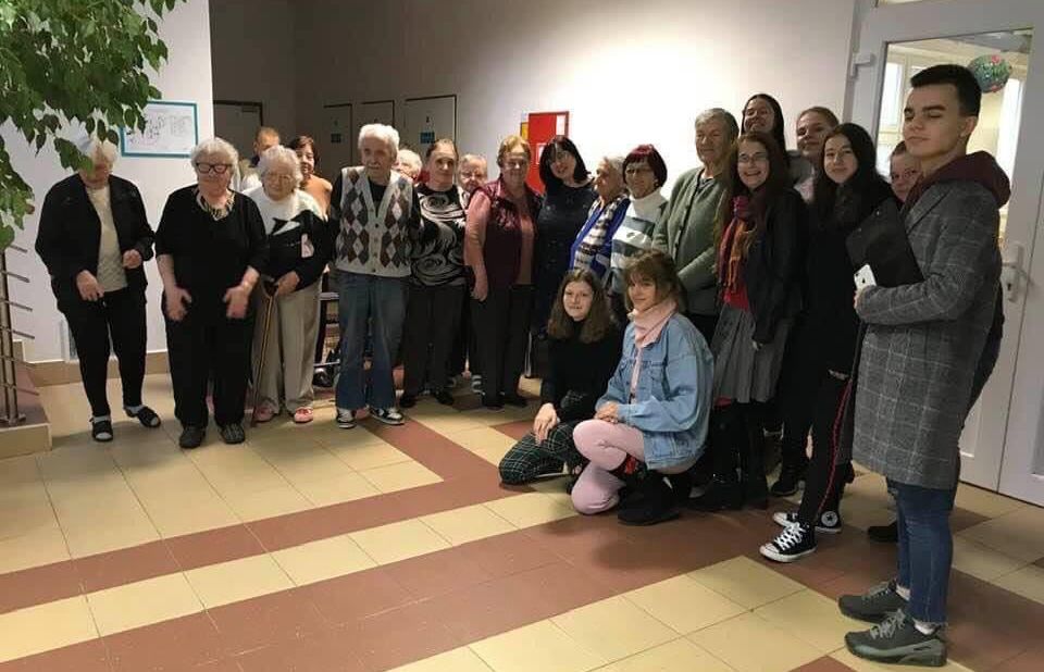 Spájanie generácii: Na michalovskom gymnáziu...