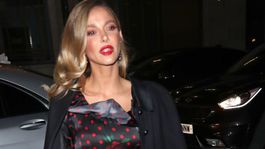 Koniec samoty? Johnny Depp má randiť s touto dlhonohou Nemkou