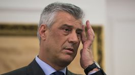 Kosovský prezident Thaci odstúpi, ak haagsky súd voči nemu potvrdí obžalobu 