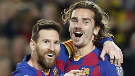 Ty sa bojíš Messiho? Chlapca, čo má meter a pol? Polovičného autistu?