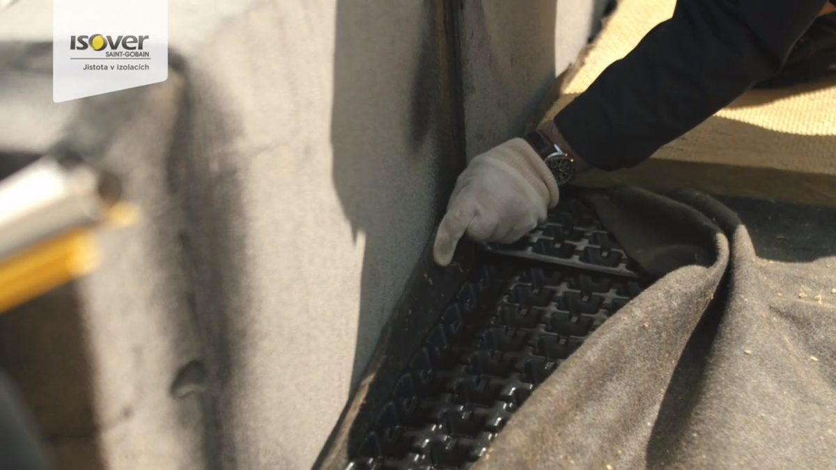 Ako vidno na obrázku, nachádza sa tu drenážna...