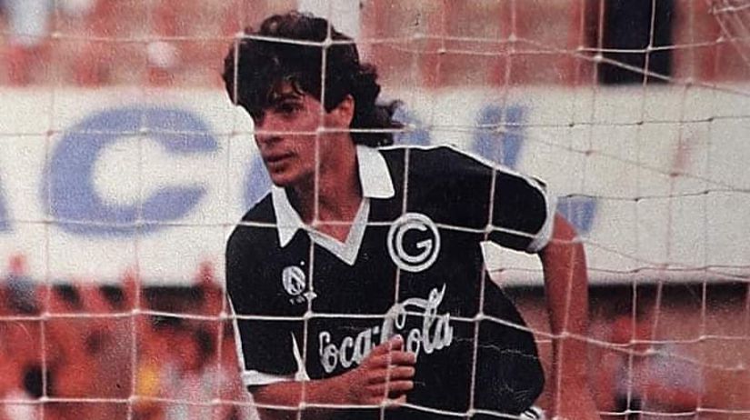 10. Tulio Maravilha (Brazília) - 575 gólov,...