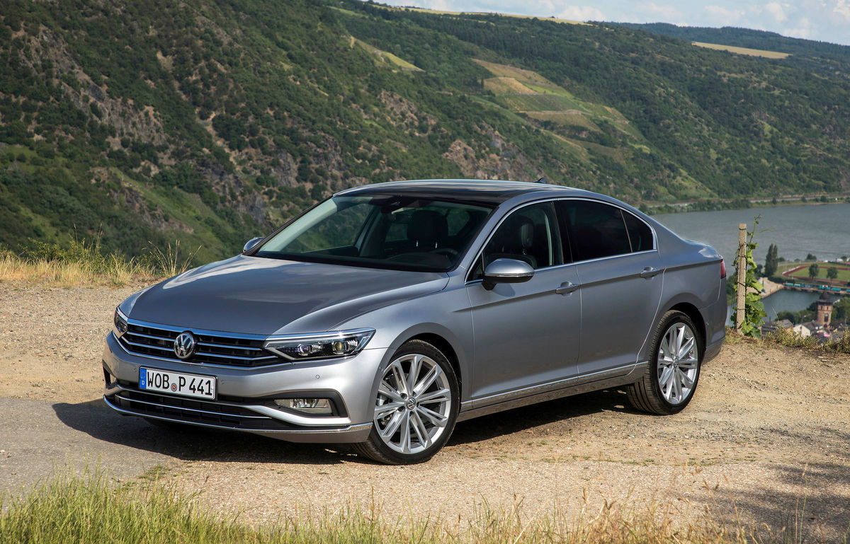 VW Passat a Škoda Superb zdieľajú platformu,...