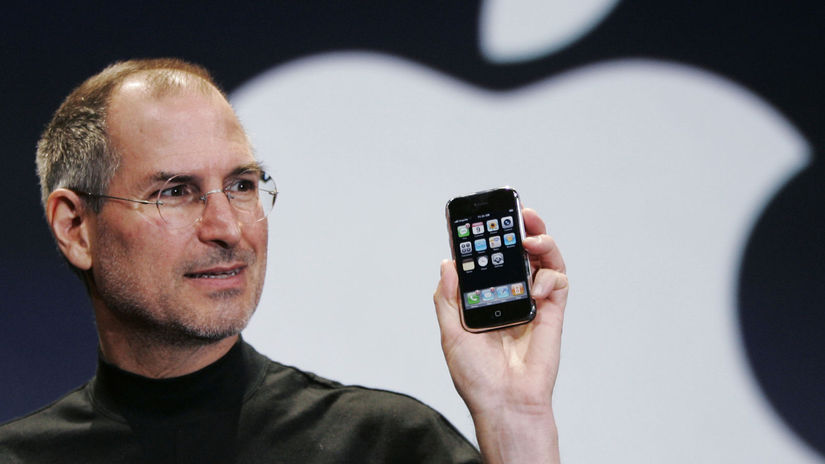 iPhone, Steve Jobs
