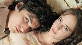 Herecká dvojica Louis Garrel a Eva Green na zábere z filmu The Dreamers z roku 2003.