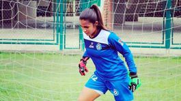 Bizarná nehoda. Futbalistka po náraze do dverí prišla o nohu 