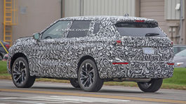 Mitsubishi Outlander: Nová generácia bude mať základ v Nissane