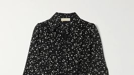 Dámske bodkované šaty Michael Kors, zlacnené na 165 eur na Net-a-porter.com. 