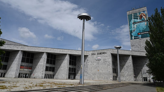 Architekti: Nebúrajte bratislavský Istropolis, je to hodnotné dielo