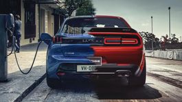 Stellantis: Koncerny FCA a PSA revidujú plány fúzie. Dôvodom je pandémia