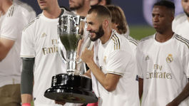 Život s Benzemom je hračka. Dajte mu Zlatú loptu, žiada šéf Realu