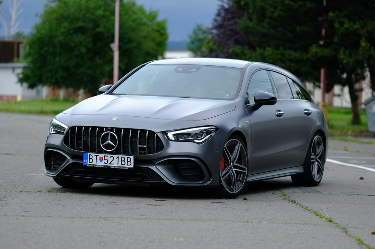 Mercedes-AMG CLA 45 S 4MATIC+ pôsobí mimoriadne...