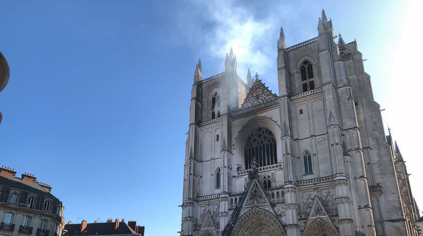 Nantes, Francúzsko, katedrála, požiar