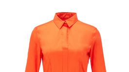 Elegantné oranžové šaty Hugo Boss, predávajú sa v zľave za 139 eur.