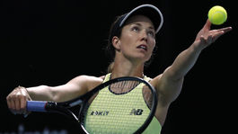 Najprv poučovala, potom nevydržala v izbe. Kritičku Djokoviča vylúčili z turnaja