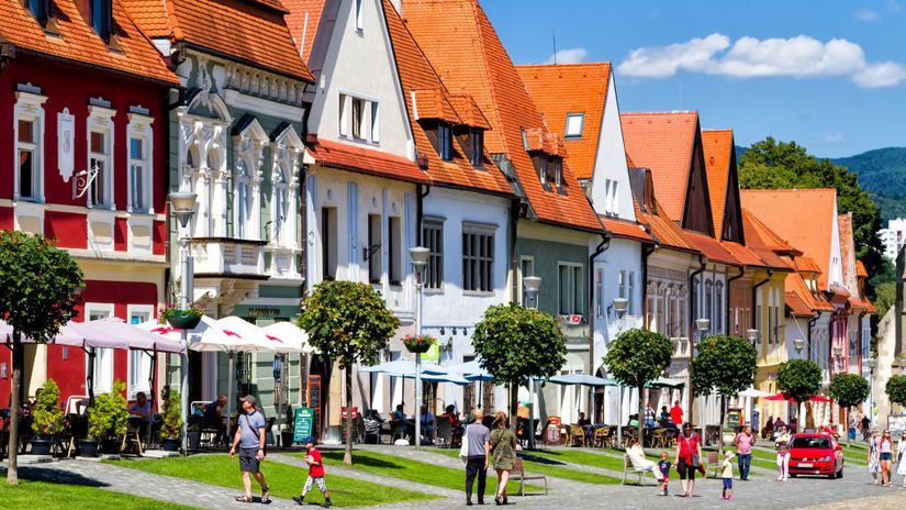 Historické centrum mesta s Radničným námestím a...