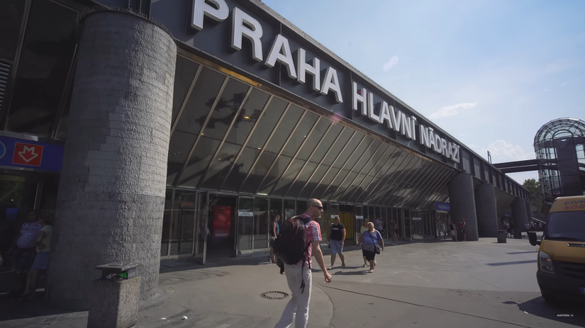 Praha / Vlaková stanica / Hlavní nádraží /