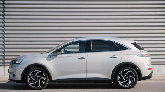 DS 7 Crossback E-Tense