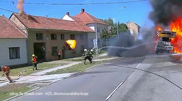 Hasiča takmer zasiahla ‘odstrelená‘ pneumatika z horiaceho auta