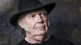 Spevák Neil Young žaluje prezidenta Trumpa za porušenie autorského práva 