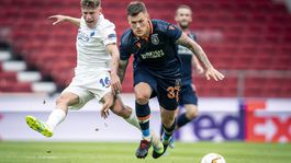 Zdochni, ty bastard, zmlátim celú tvoju rodinu. Škrtelovi sa vyhrážajú