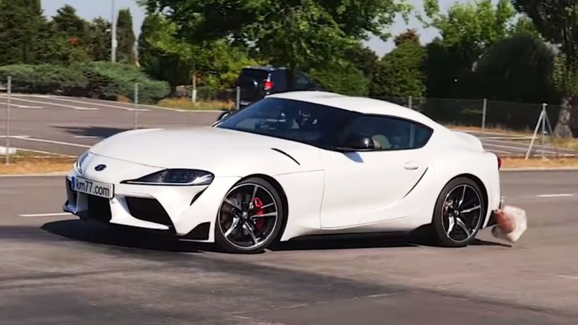 Toyota GR Supra síce losí test zvládla po...