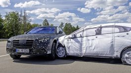 Mercedes-Benz S - 2020