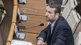 NAKA zastavila trestné stíhanie pre status Blahu s červenou hviezdou