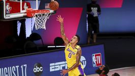 Dráma ako hrom. Lakers rozhodli posledným pokusom