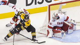 Černák rozdával bodyčeky. Boston prehral a musí zabrať