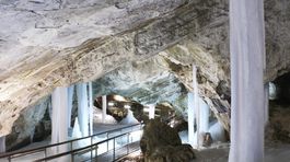 13 najkrajších slovenských jaskýň pre celú rodinu