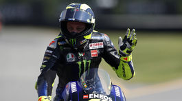 VIDEO: Rossiho život visel na vlásku. Všetci svätí odviedli skvelú prácu