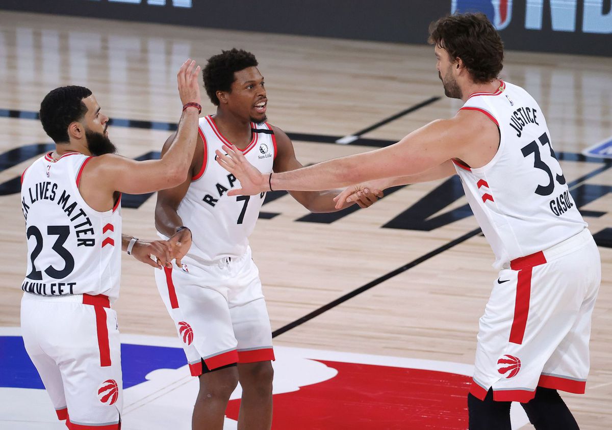Sprava Marc Gasol, Kyle Lowry a Fred VanVleet...